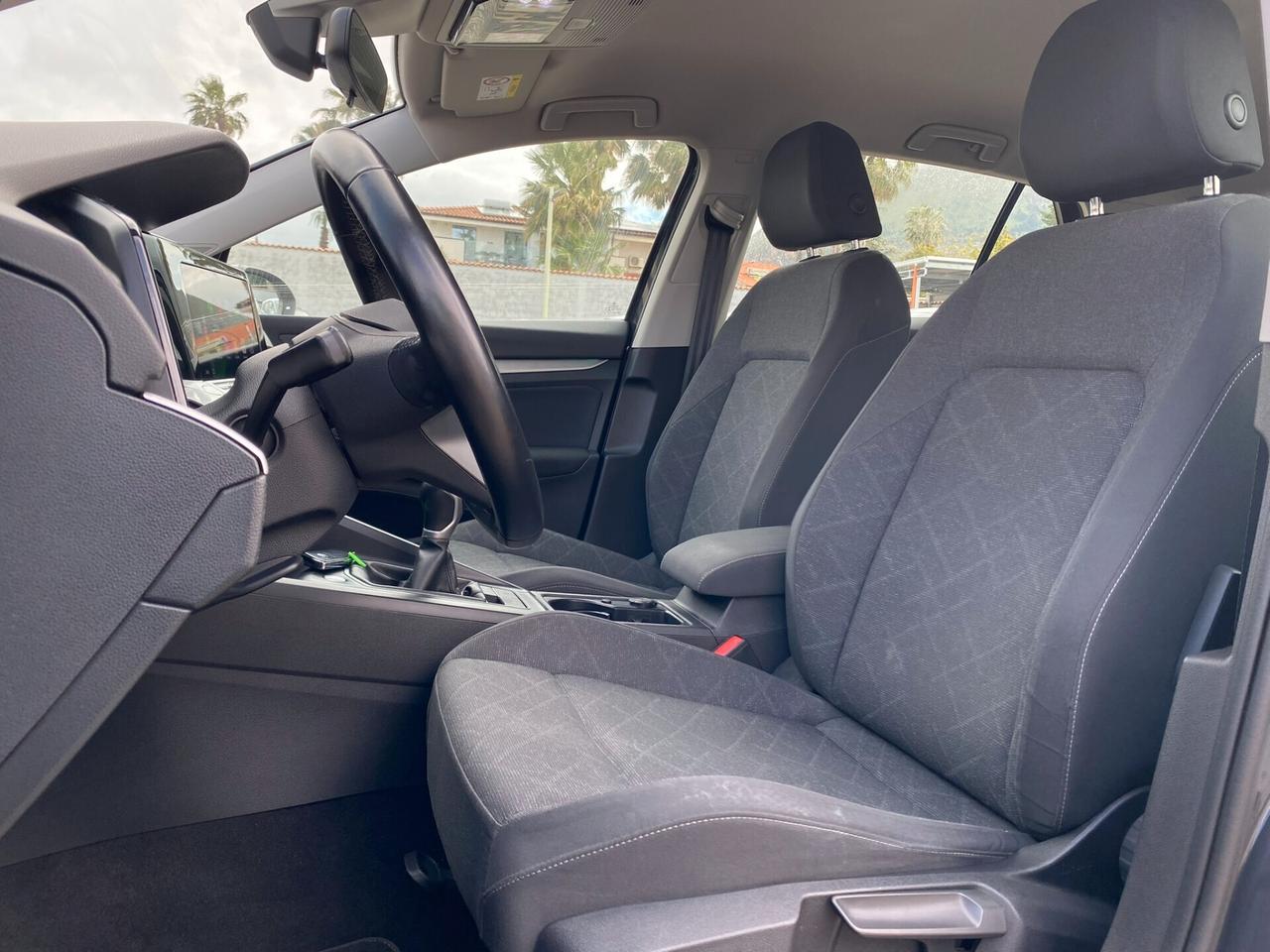 Volkswagen Golf Life 2.0 TDI 116CV