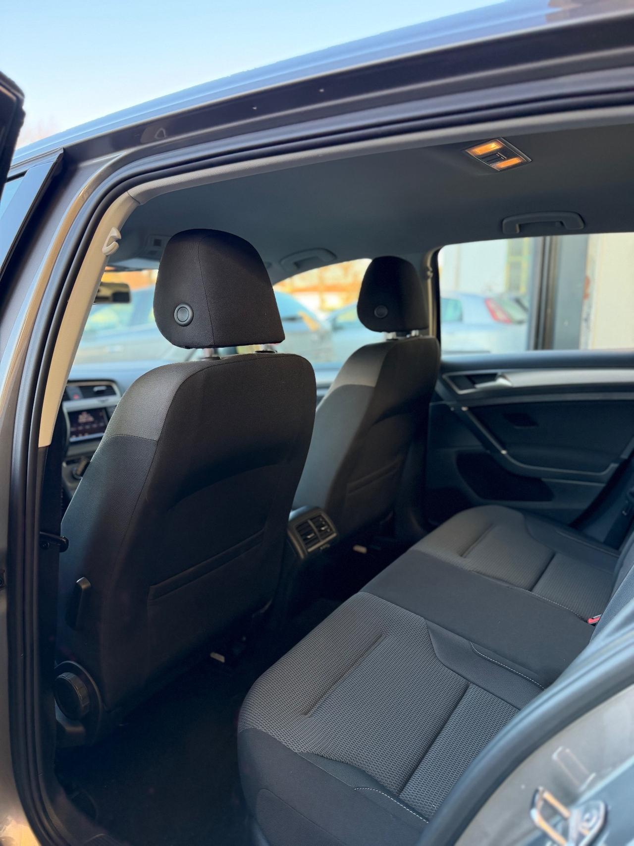 Volkswagen Golf Business 1.6 BlueTDI 110 CV 5p. Comfortline