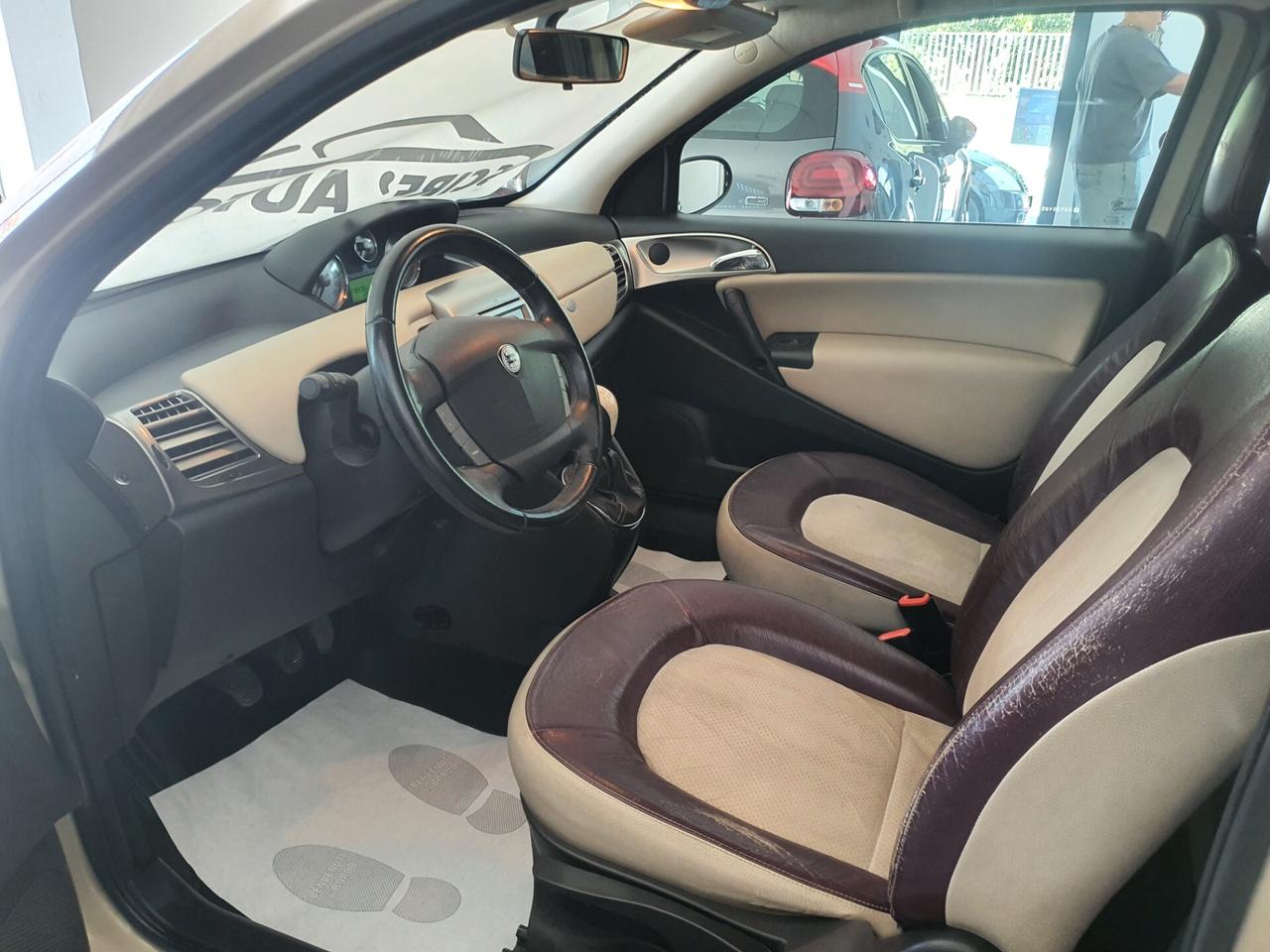 Lancia Ypsilon 1.3 MJT Turbina bassa
