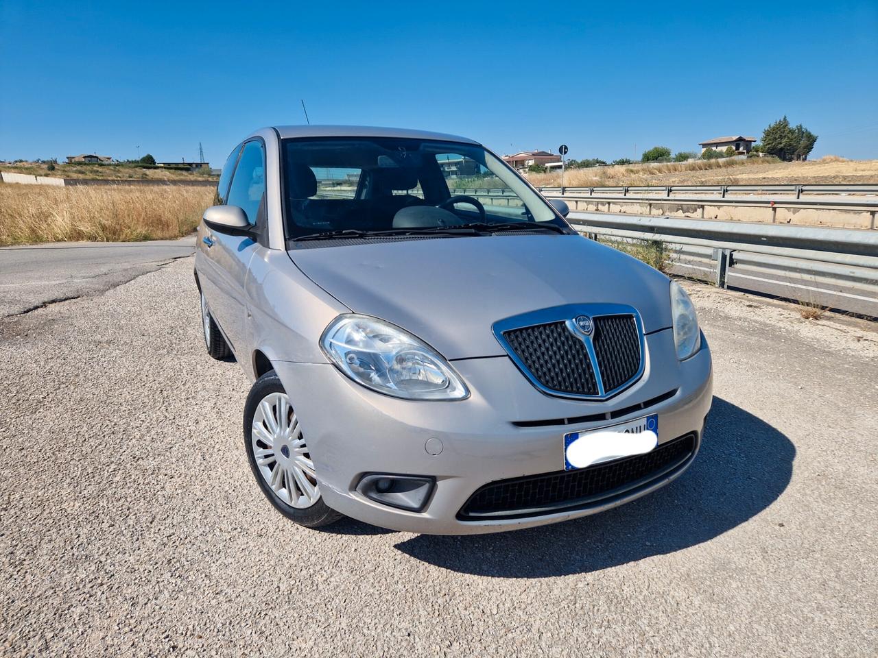 Lancia Ypsilon 1.2 Argento
