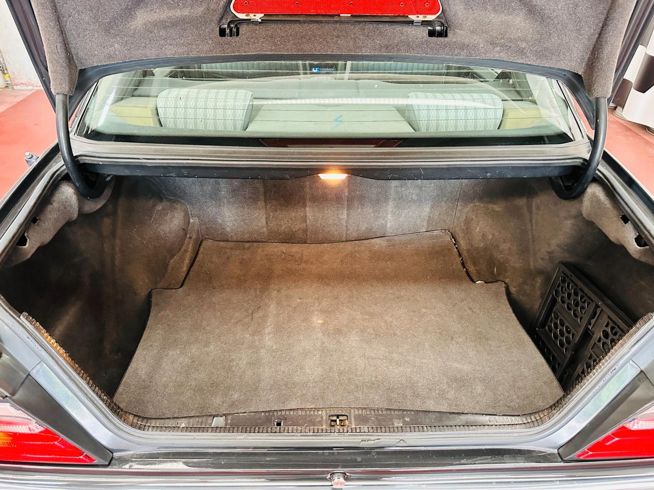 Mercedes-benz 200E W124 BERLINA ASI 1991