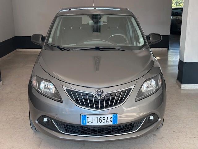 Lancia Ypsilon 1.0 Hybrid 2022 OK NEOPATENTATI