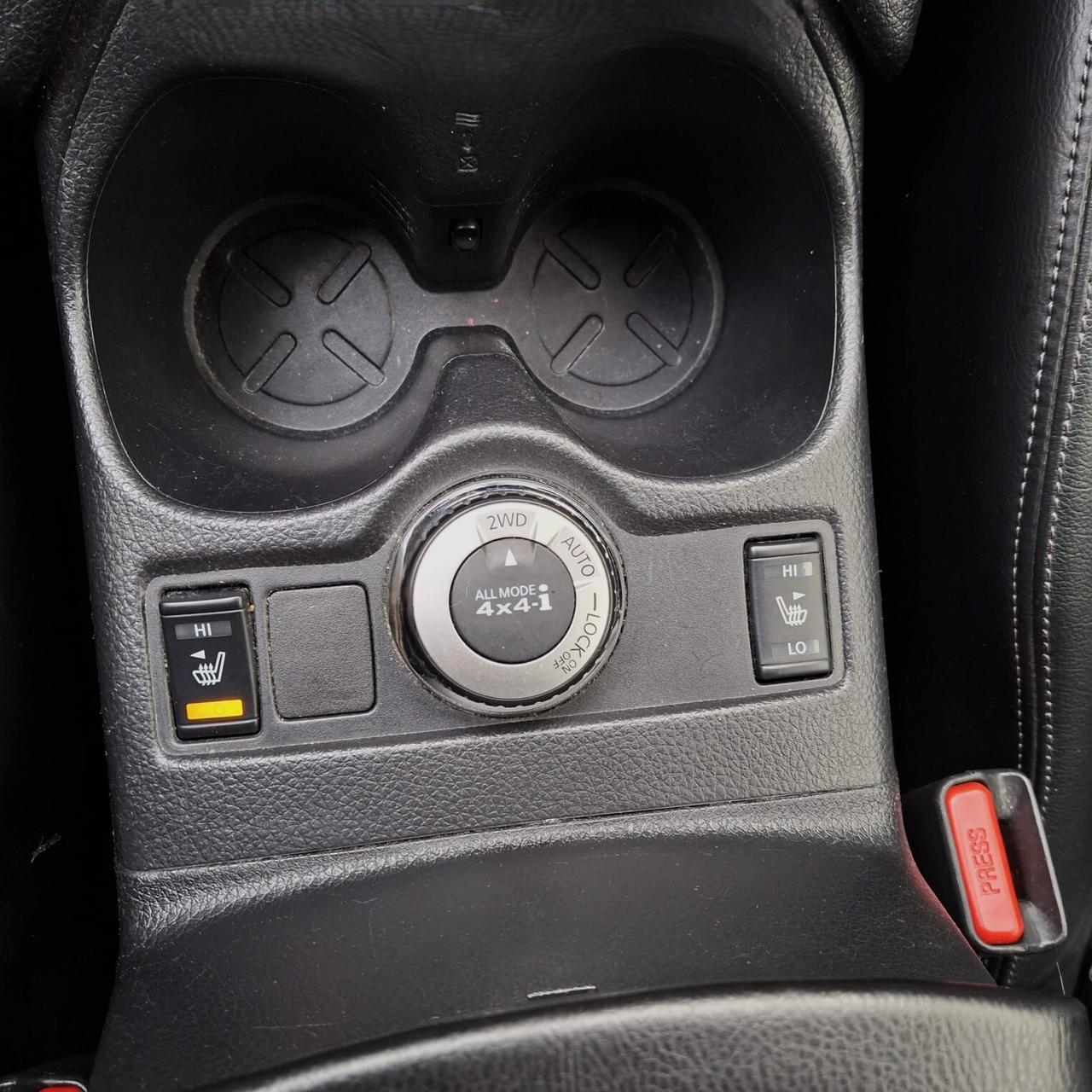 NISSAN X-Trail 1.6 dCi 4WD TEKNA