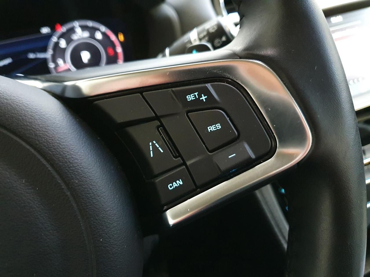 JAGUAR E-Pace (X540) - E-Pace 2.0D 240 CV AWD aut. R-Dynamic S