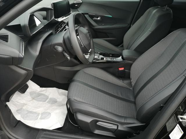 PEUGEOT 2008 motore elettrico 136 CV Allure Pack