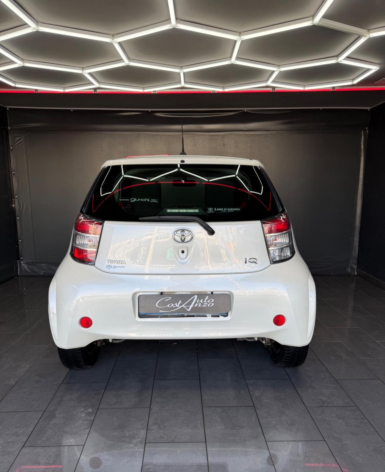 Toyota iQ 1.0 Benzina Sol 10/2010 NUOVA