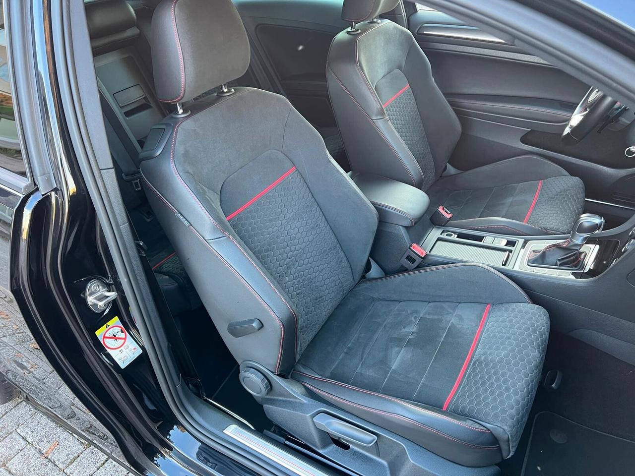 Volkswagen Golf GTI Performance 2.0 245 CV TSI DSG 3p. BMT