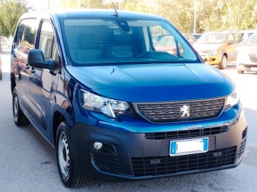 Peugeot Partner BlueHDi 130 EAT8 Automatico