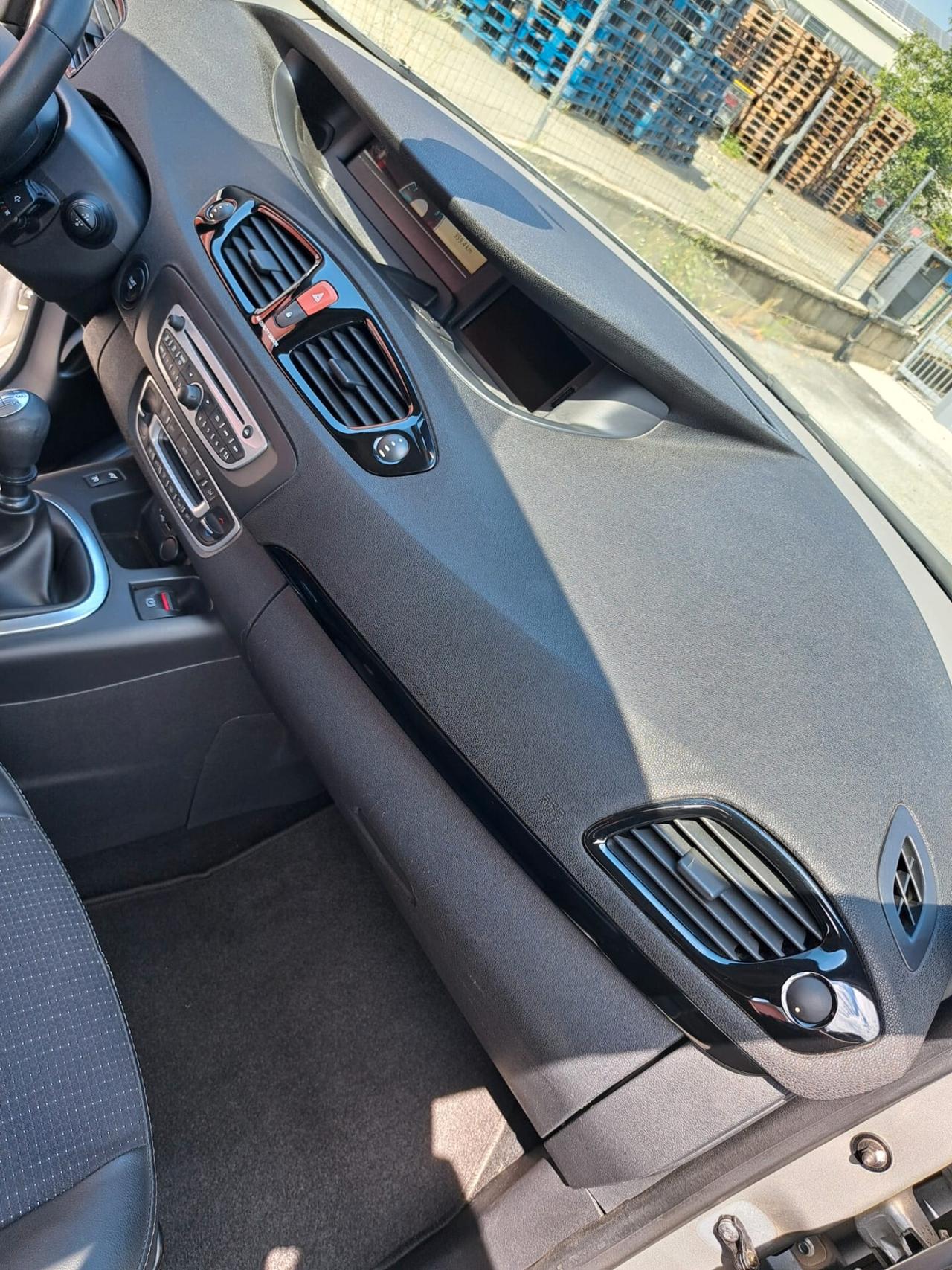 Renault Scenic Scénic X-Mod 1.6 dCi 130CV Dynamique