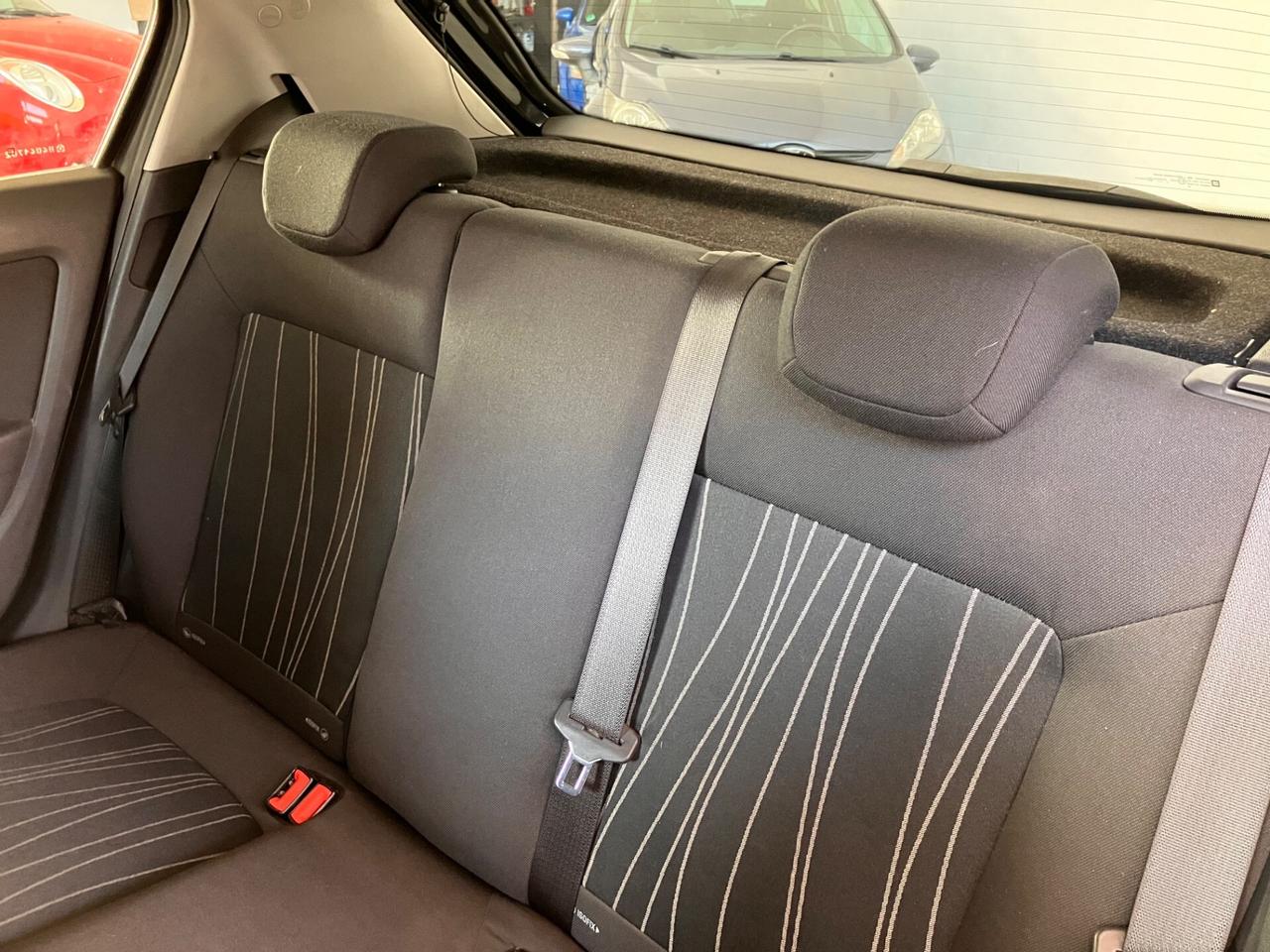 Opel Corsa 1.2 5 porte Cosmo NEOPATENTATI