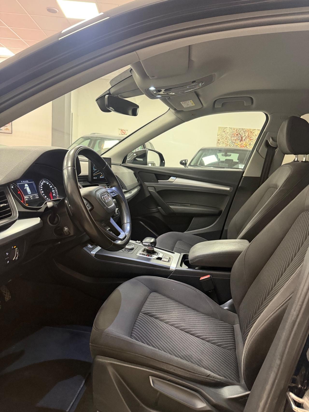 Audi Q5 2.0 TDI quattro S tronic Business Design