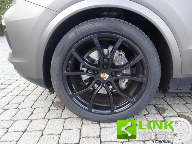 PORSCHE Cayenne 3.0 V6 Tiptronic