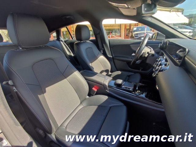 MERCEDES-BENZ CLA 200 d Automatic Shooting Brake Sport