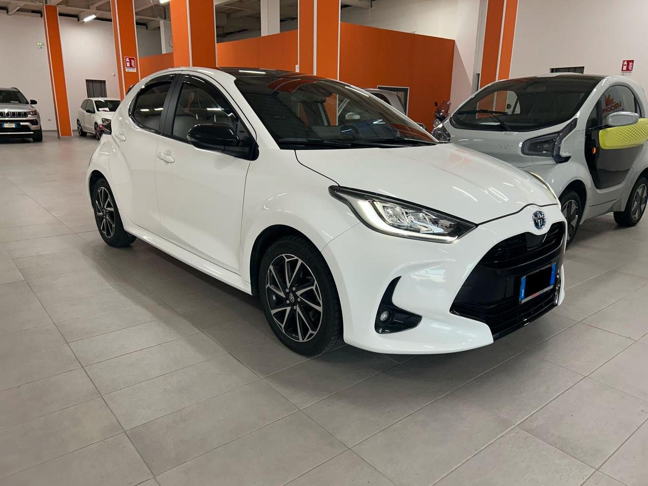 Toyota Yaris 1.5 Hybrid 5 porte Lounge