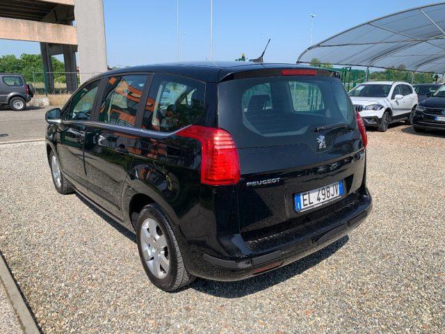 PEUGEOT 5008 1.6 e-HDi 112CV Stop&Start cambio robotizzato Acti