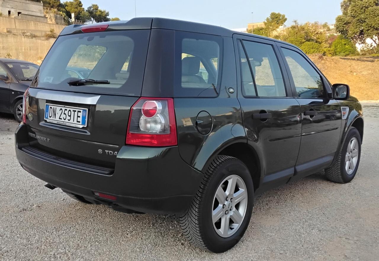 Land Rover Freelander 2.2 TD4 S.W. S