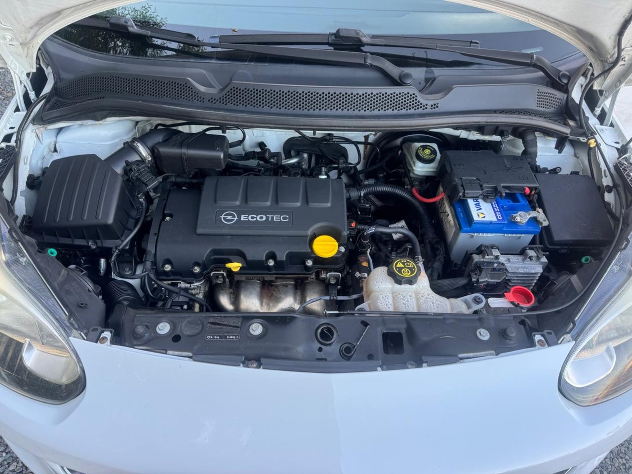 Opel Adam 1.2 70 CV