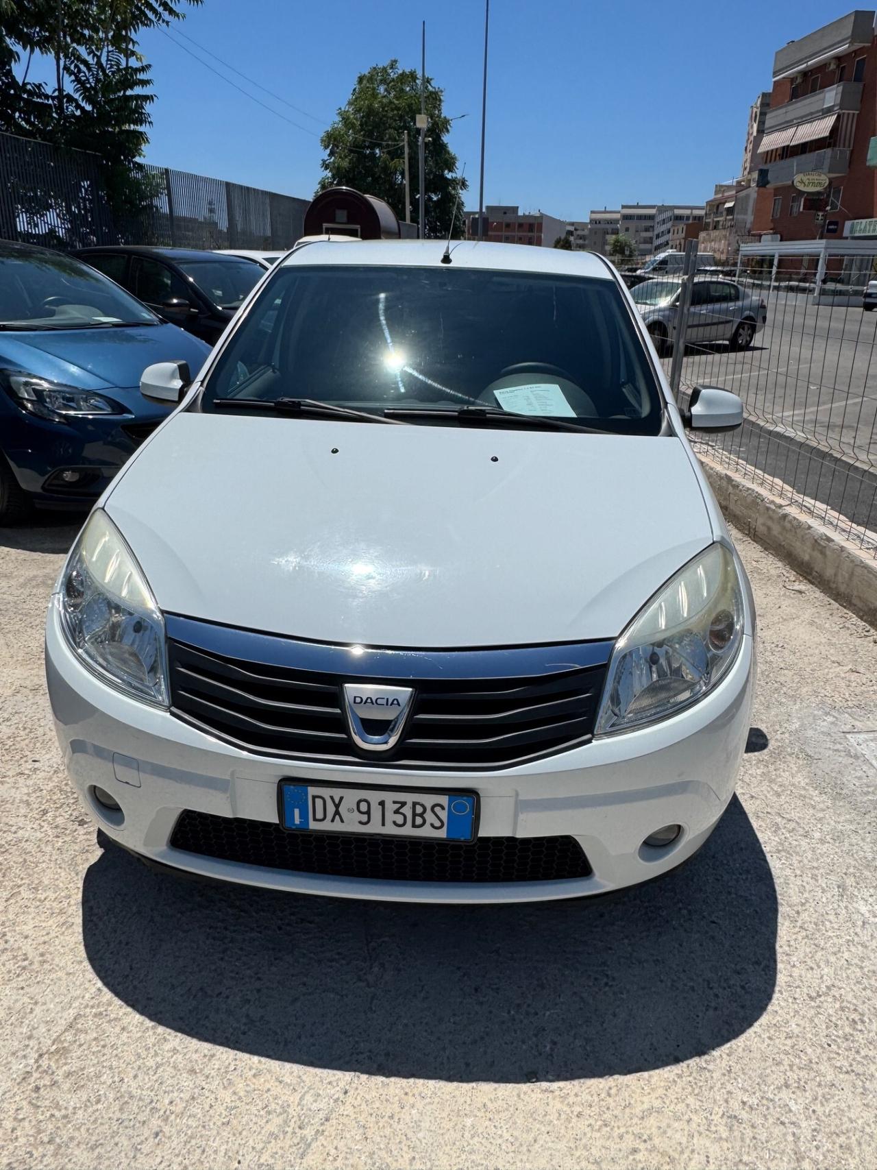 Dacia Sandero 1.4 8V GPL Lauréate