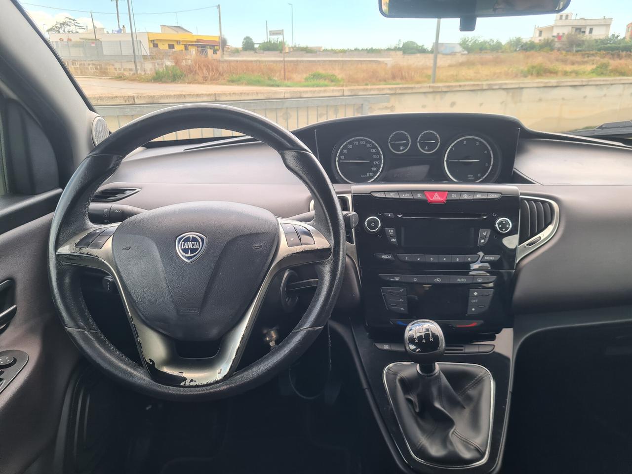 Lancia Ypsilon 1.3 MJT 16V 95 CV Gold 2012 NEOPATENTATI