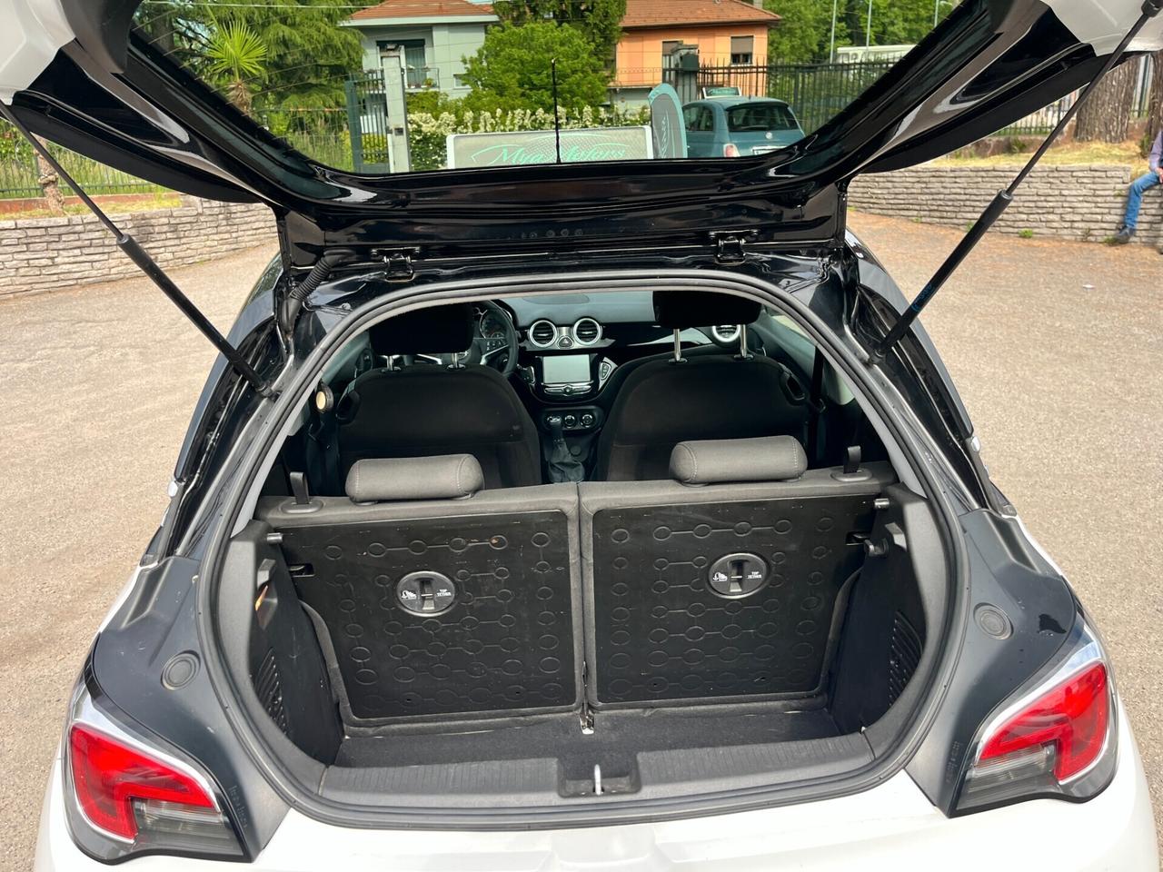 Opel Adam 1.2 70 CV