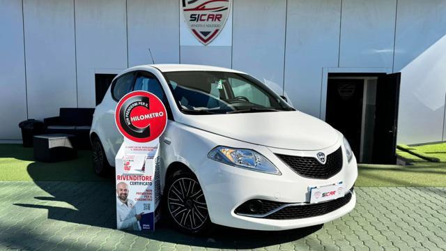 LANCIA Ypsilon 1.2 69 CV 5 porte Gold