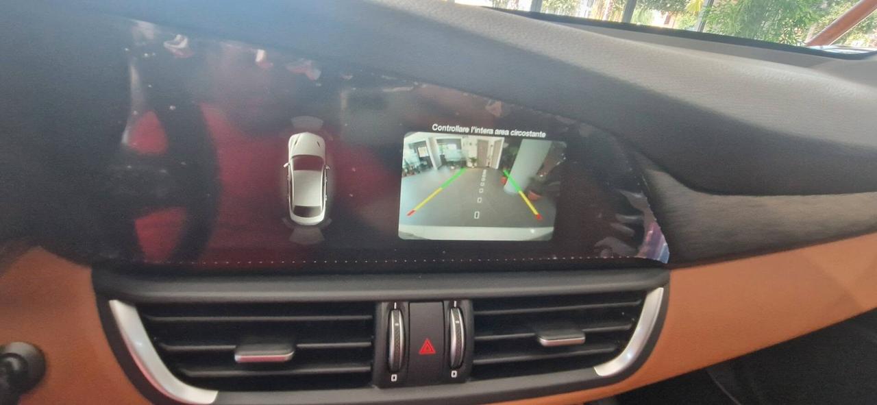 Alfa Romeo Giulia 2.2 180 CV 05/17 KM 38000 ITALIANA +BIXENO+PELLE TOTALE+NAVIGATORE+TELECAMERA