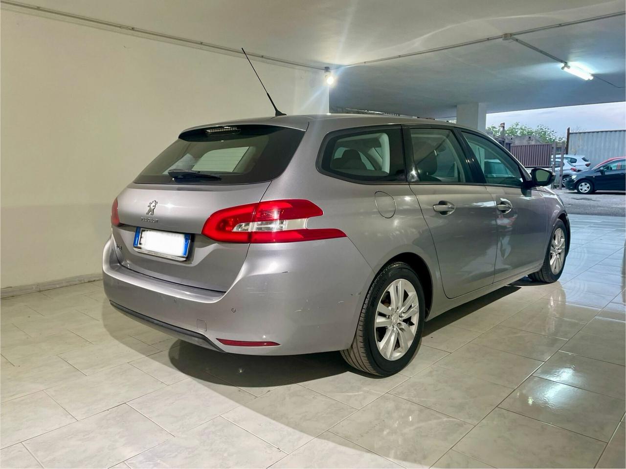 PEUGEOT 308 2014 1.6 HDI 92 CV X NEOPATENTATI