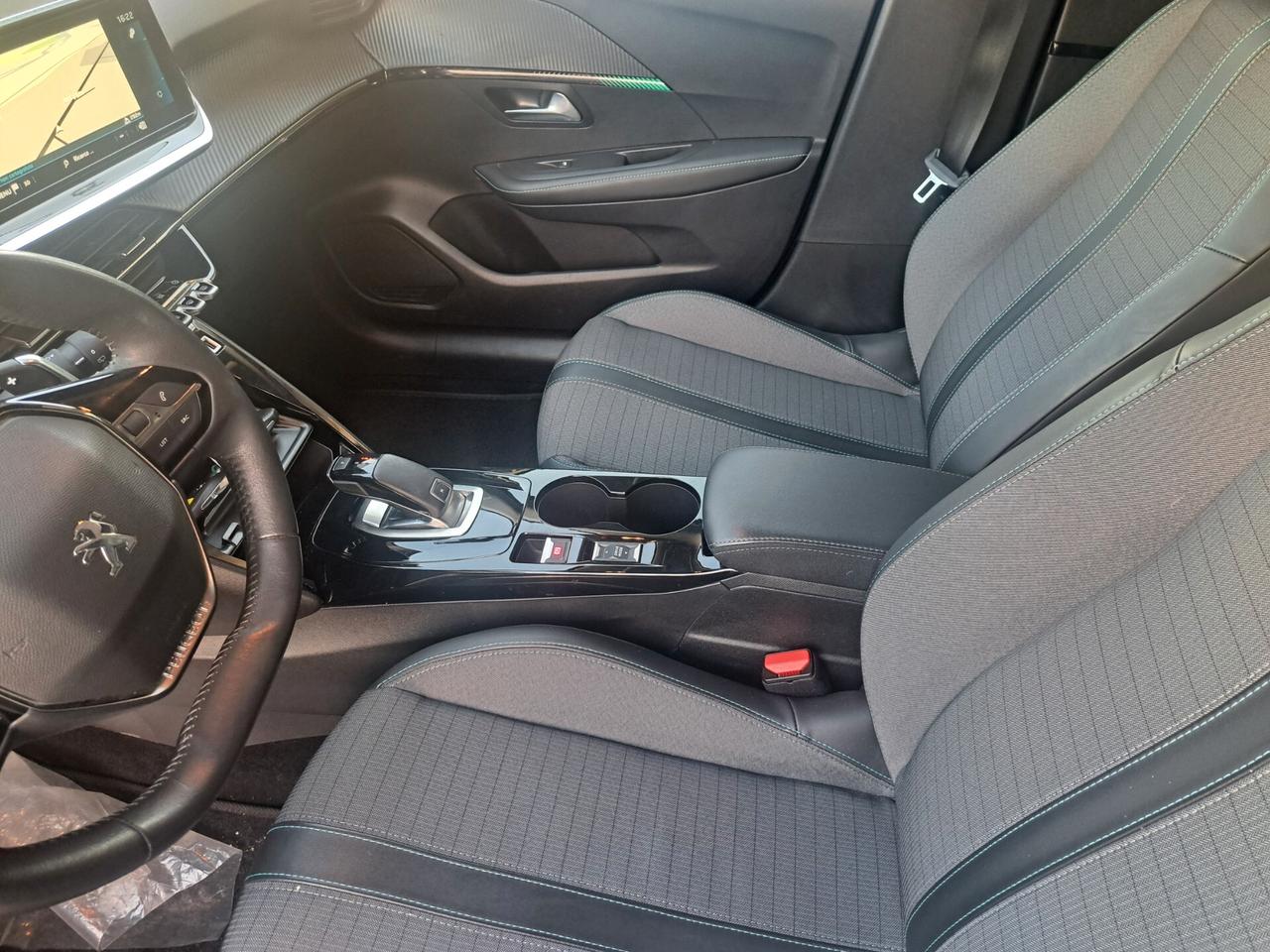 Peugeot 208 CAMBIO AUTOMATICO 100 CV NESSUN OBBLIGO FINANZIARIO !!