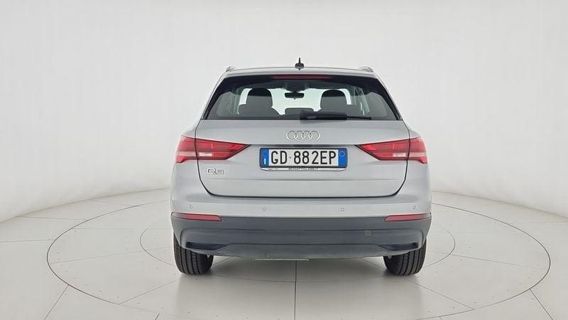 Audi Q3 35 TDI S tronic Business