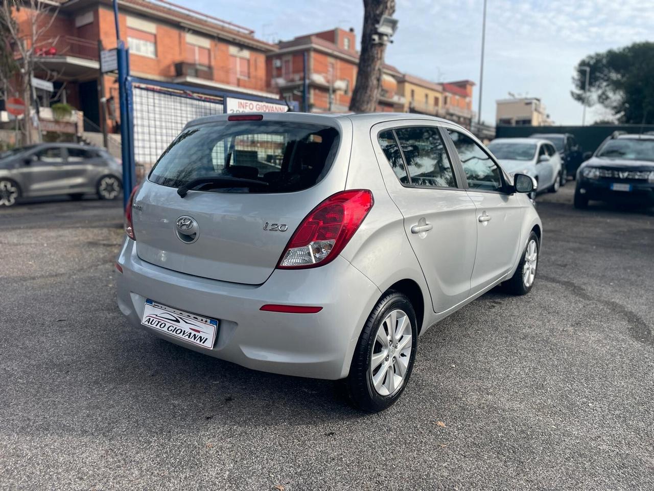 Hyundai i20 1.2 5p. Econext Sound Edition