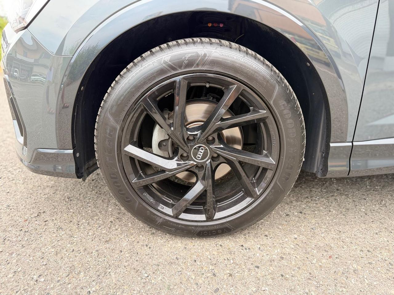 Audi Q3 Business 2.0 35 TDI #11754