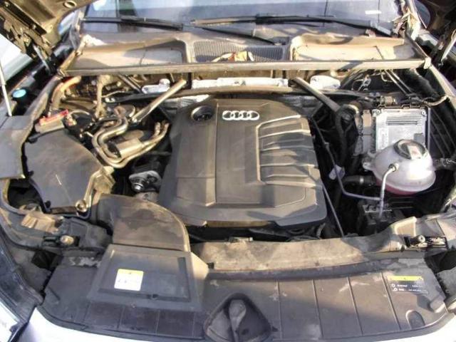 AUDI Q5 30 TDI S tronic Business