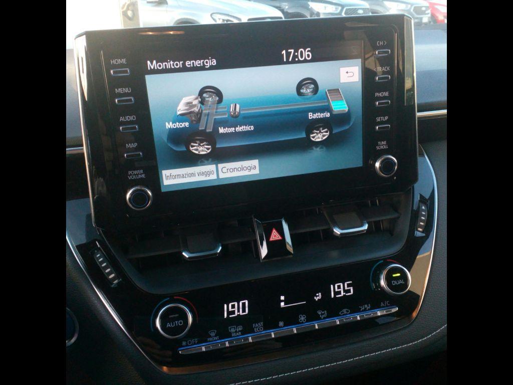 SUZUKI SWACE HYBRID 1.8 TOP
