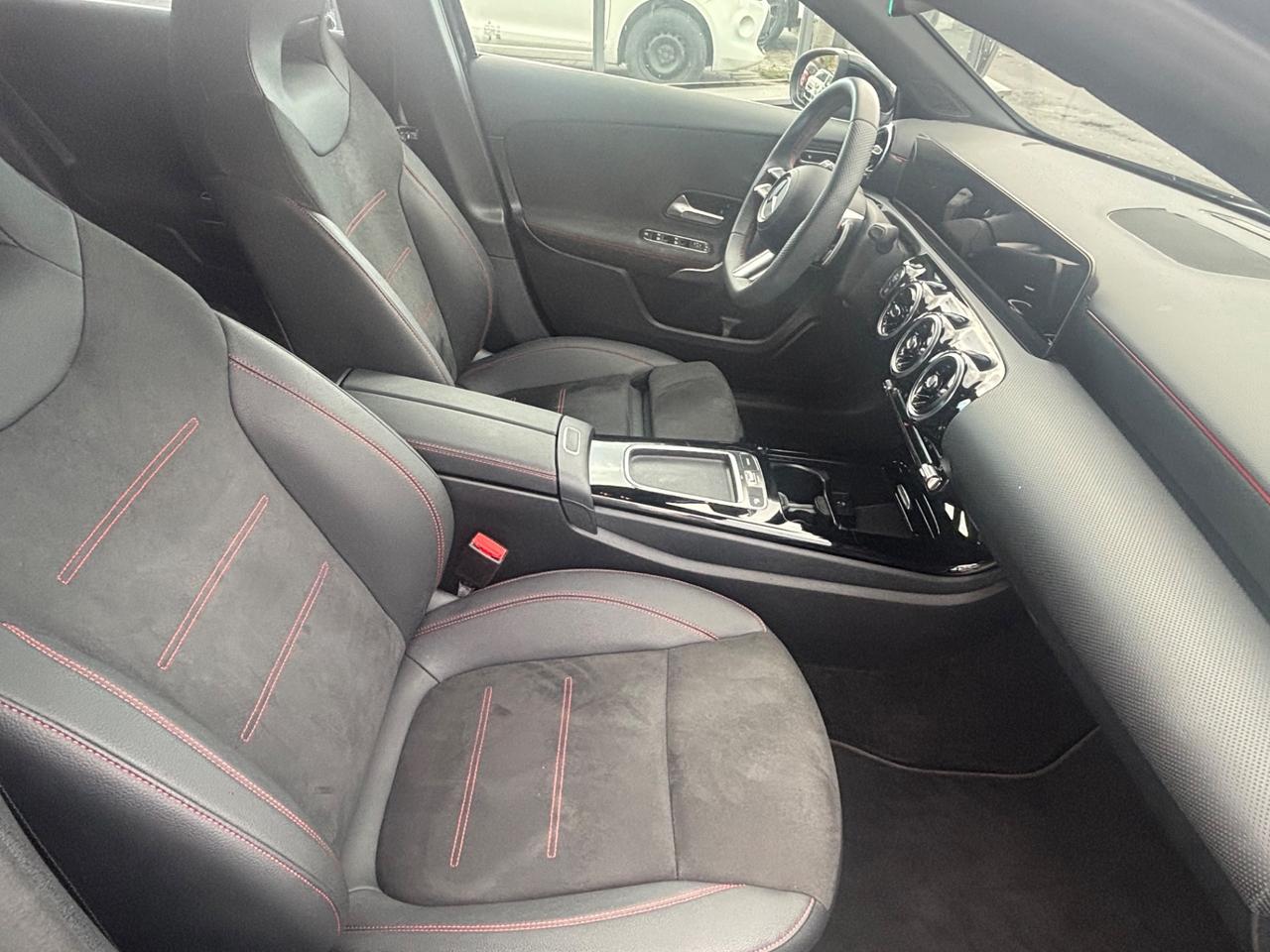 Classe a 180d premium 2.0 Mercedes-2026