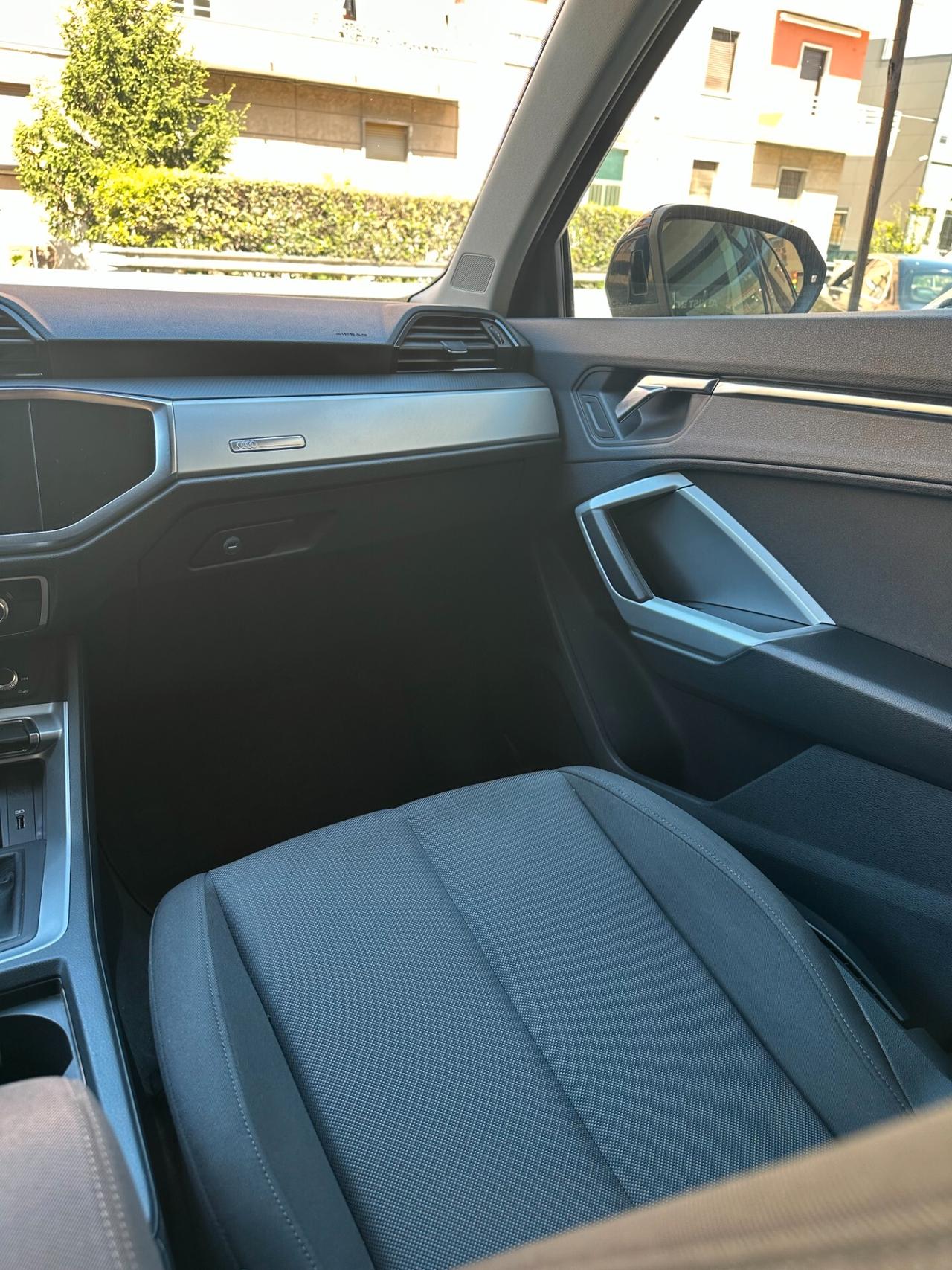 Audi Q3 35 TDI S tronic S line edition