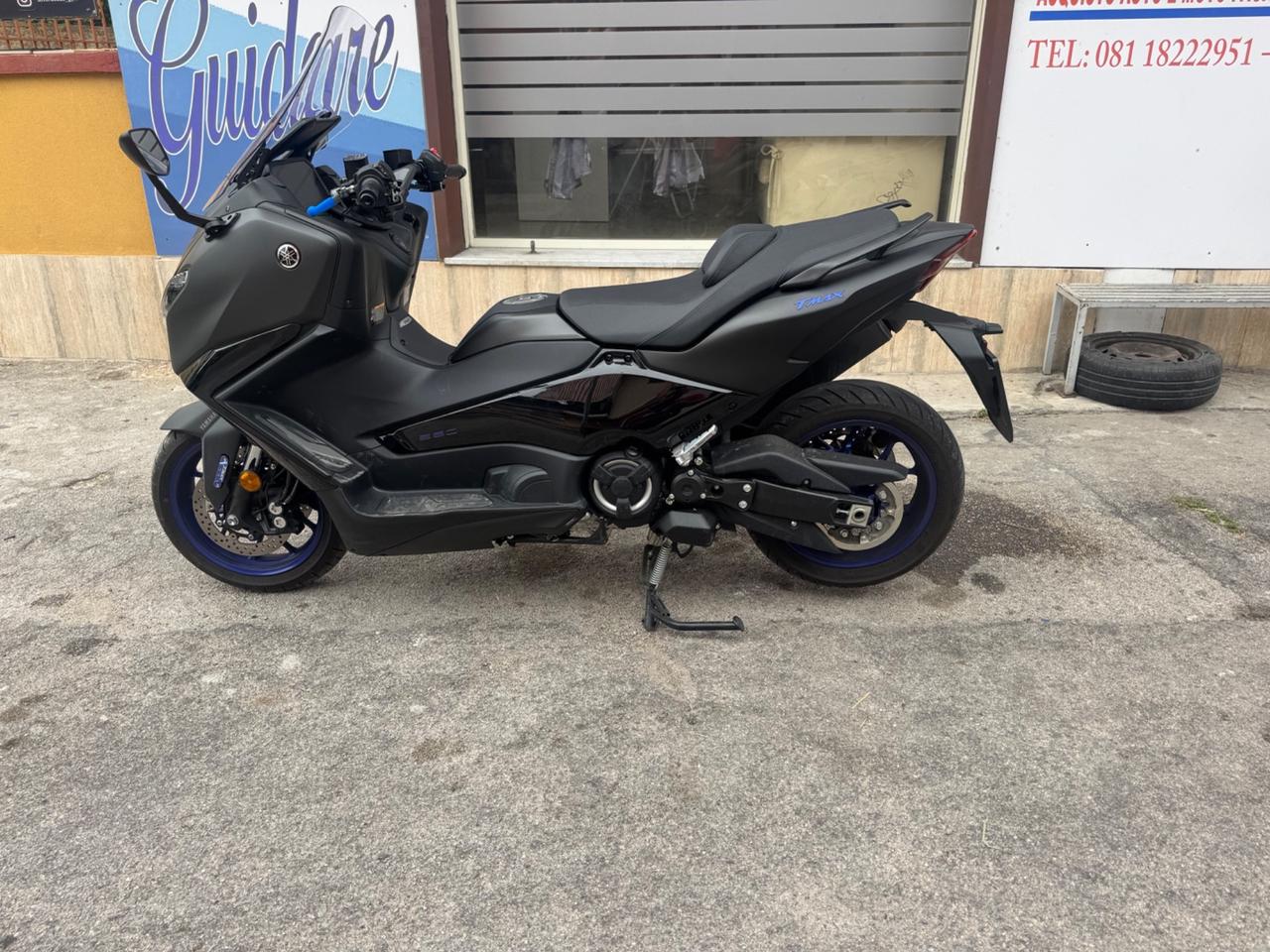 Yamaha TMAX 560 Sport