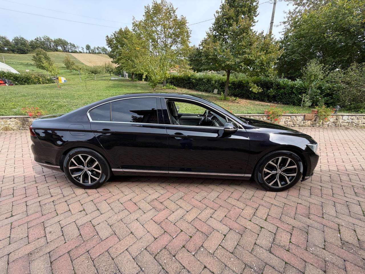 Volkswagen Passat 2.0 TDI 150 CV Highline BlueMotion