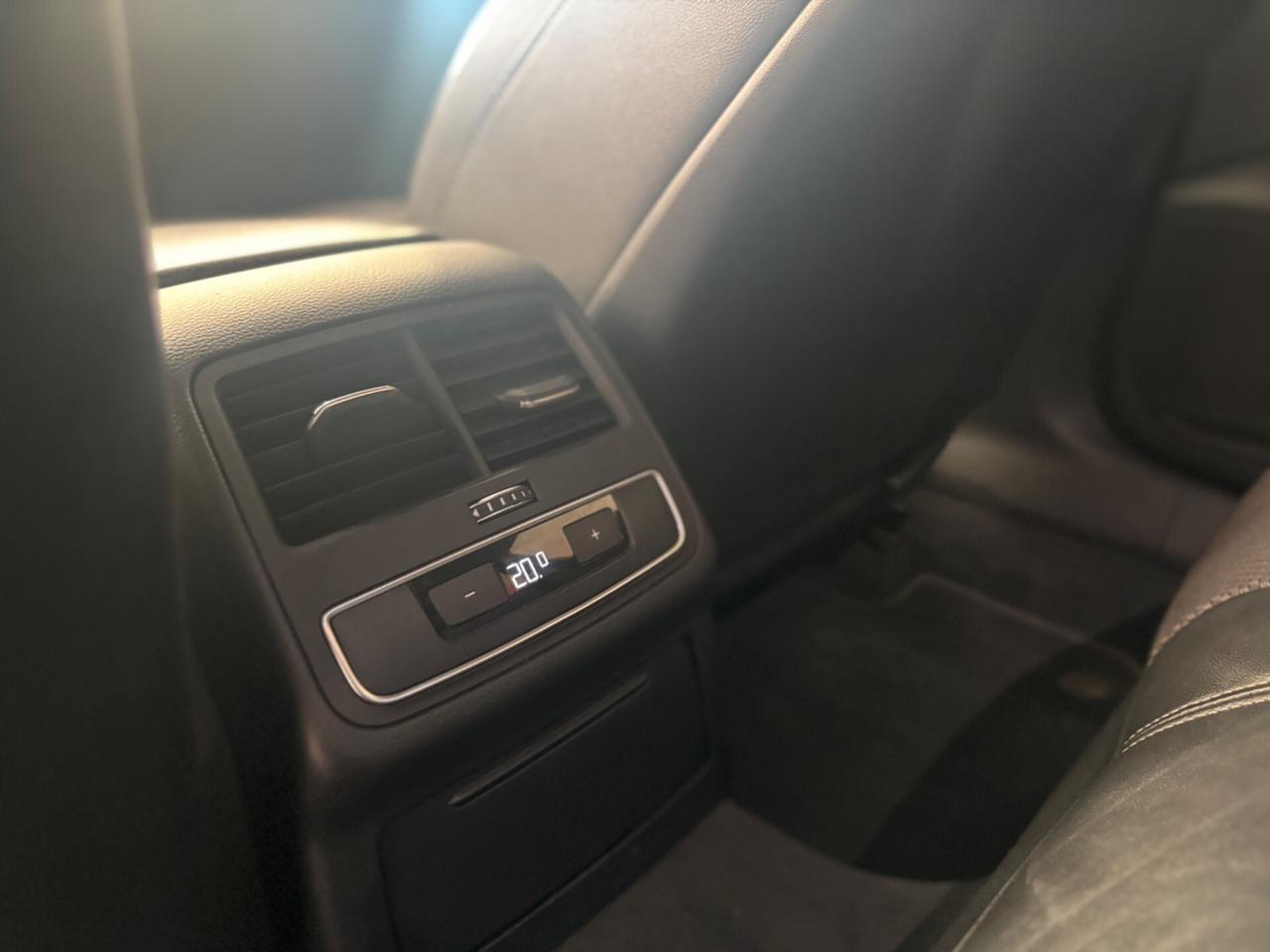 Audi A4 Avant 2.0 TDI 150 CV s-line permute e finanziamenti