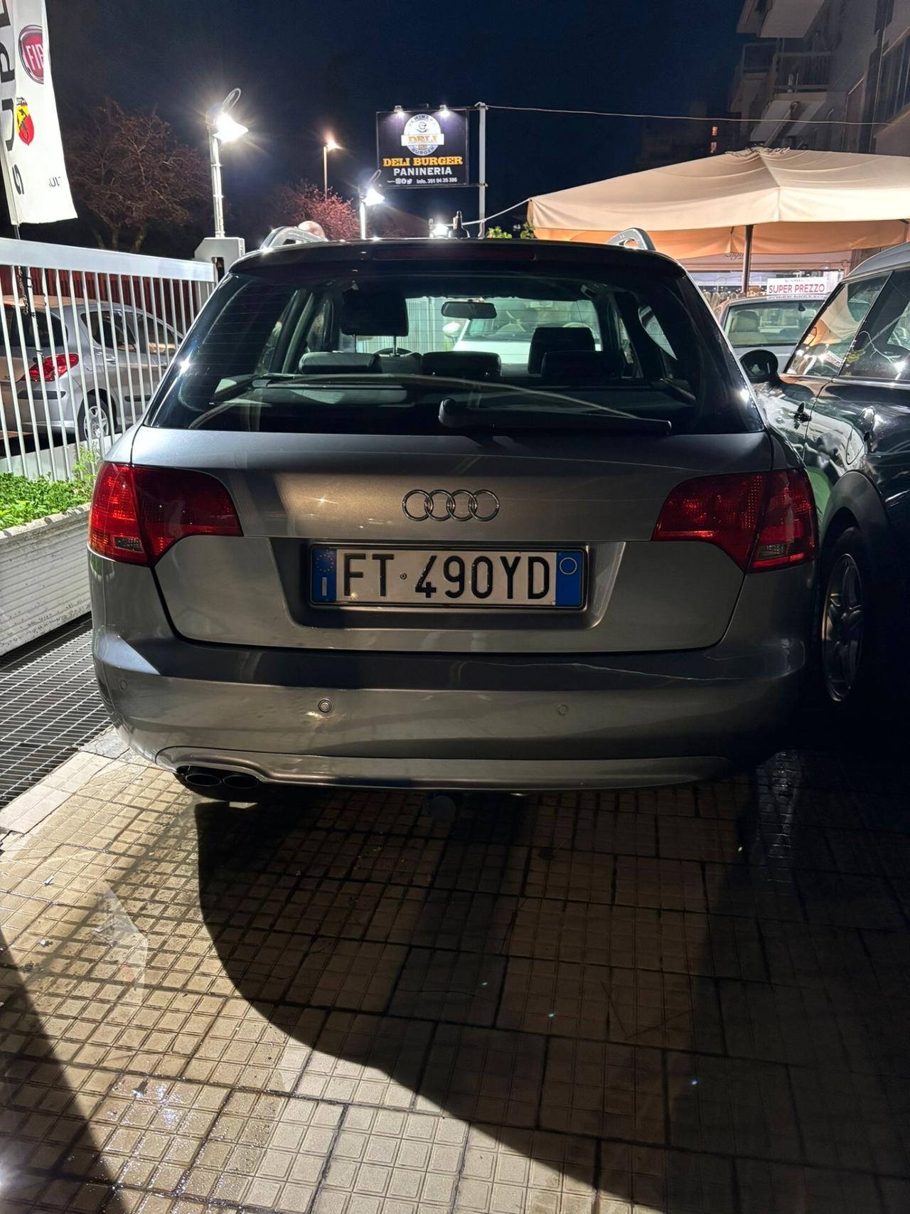 stupenda Audi A4 SLINE 2.0 16V TDI GANCIO TRAINO