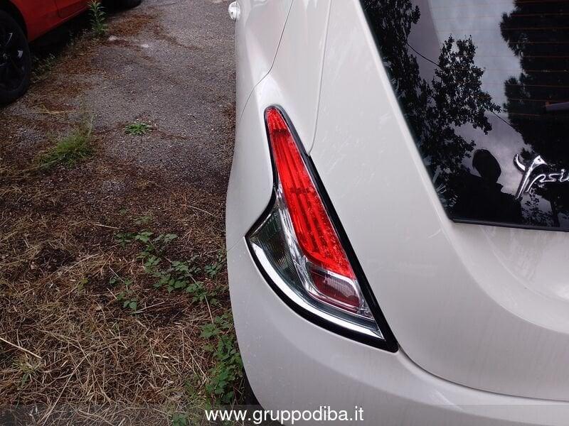 Lancia Ypsilon III 2011 Benzina 0.9 t.air S MomoDesign s&s 85cv dfn E6