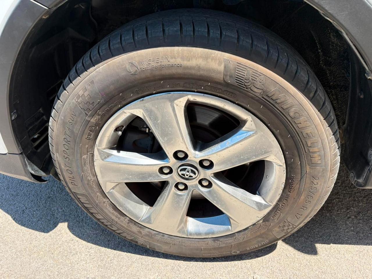 Toyota RAV 4 RAV4 2.0 D-4D 2WD