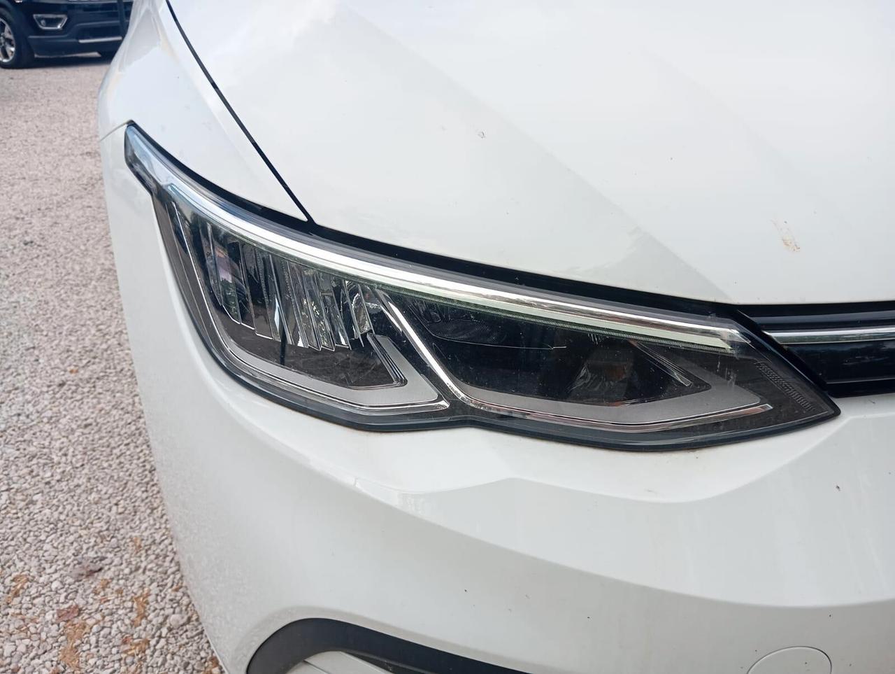 Volkswagen Golf 2.0 TDI 116 CV Life*Navi*