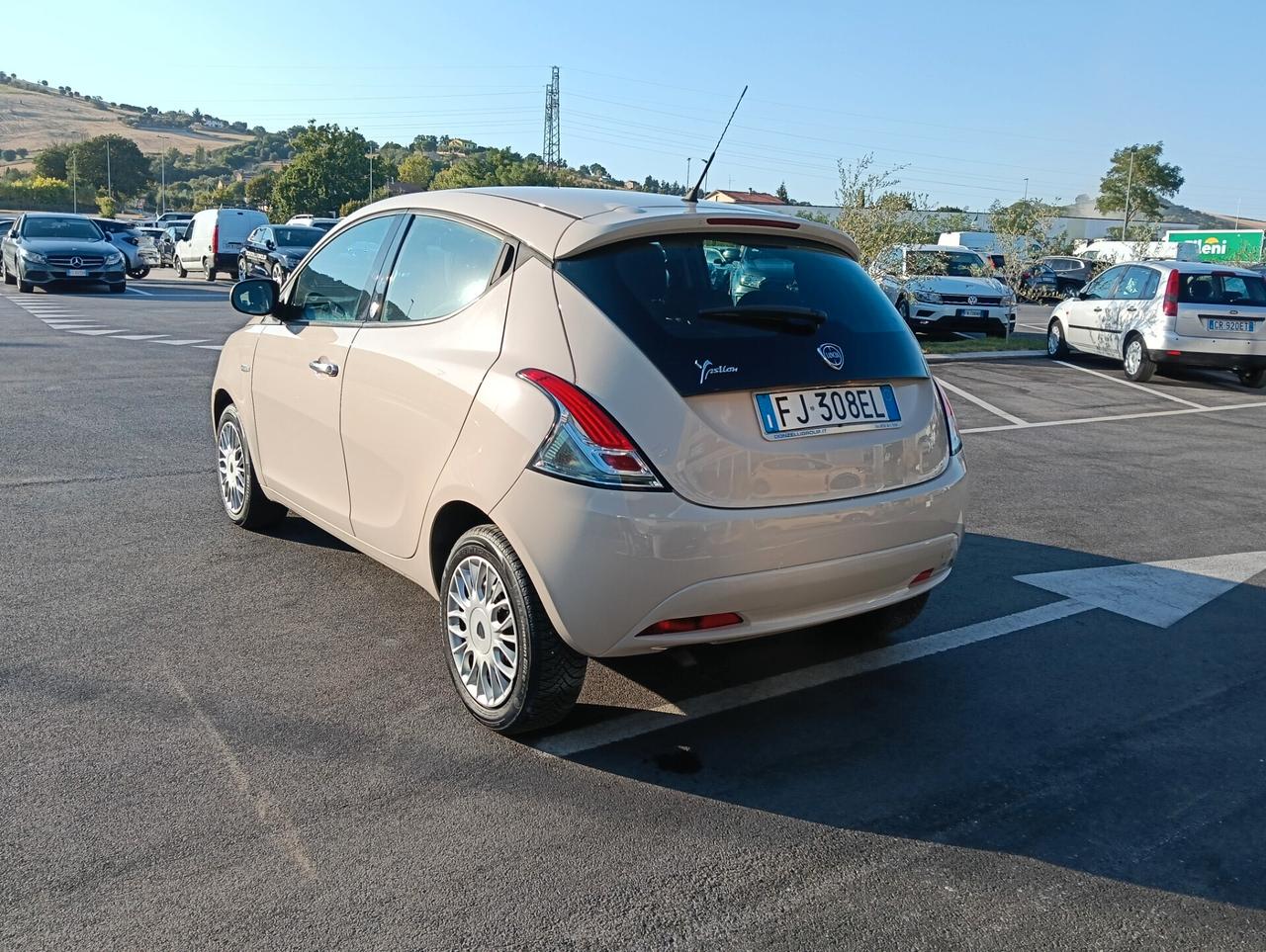 Lancia Ypsilon 1.2 69 CV 5 porte GPL Ecochic Silver