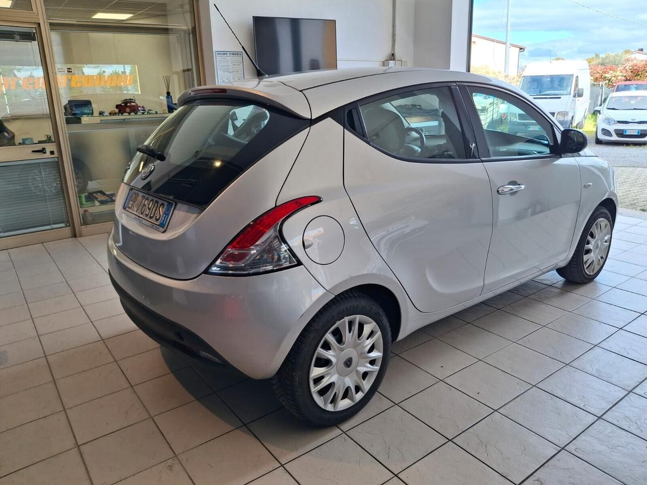 Lancia Ypsilon 1.3 MJT 16V 95CV 5 porte S&S Gold