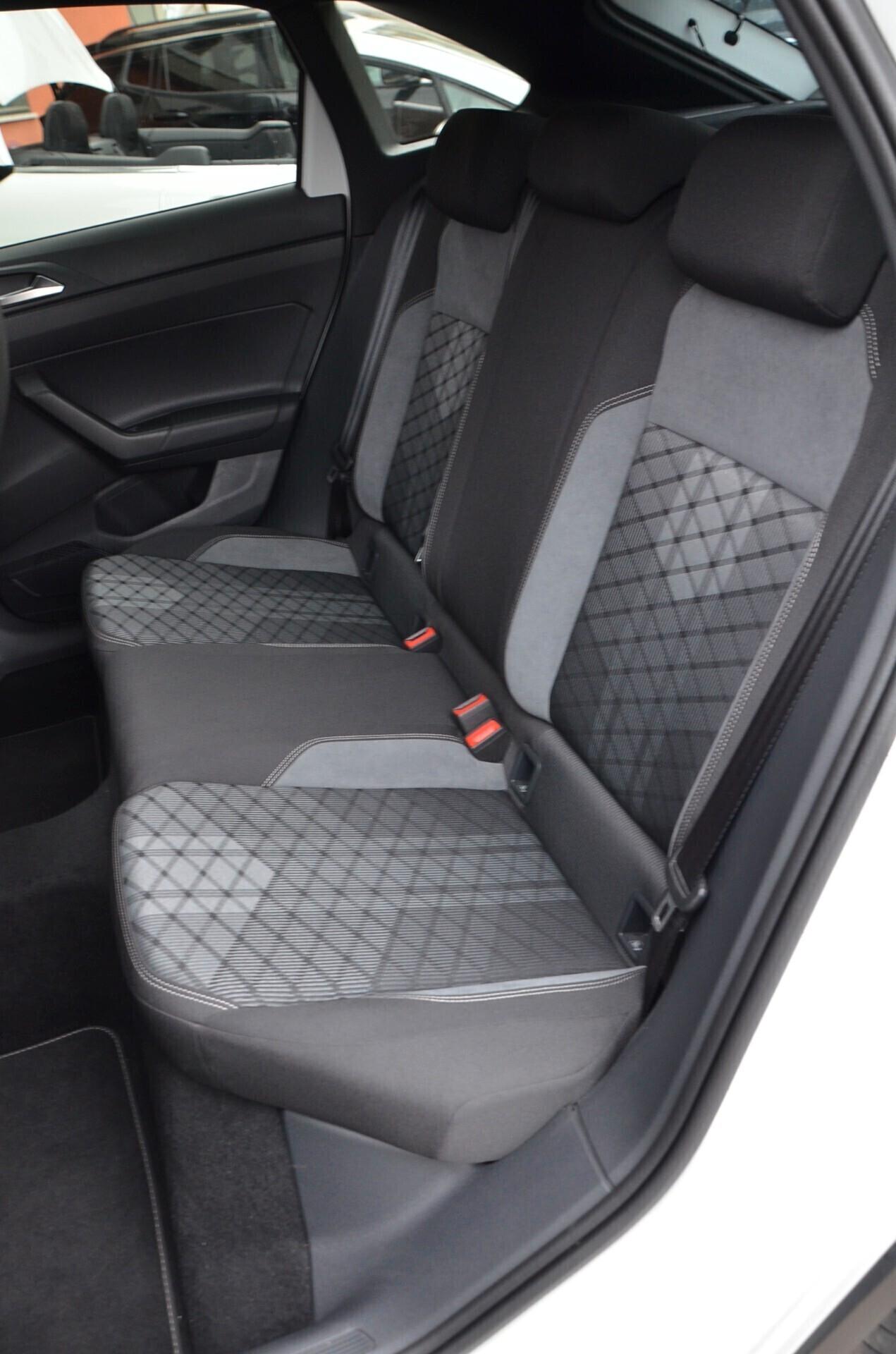 Volkswagen Taigo 1.0 TSI 110 CV R-Line