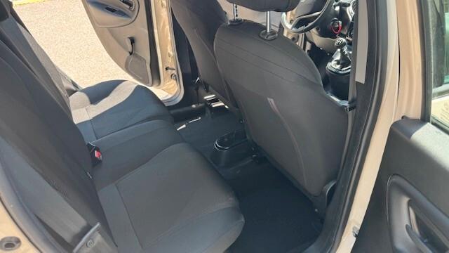 Lancia Ypsilon 1.2 69 CV 5 porte Gold