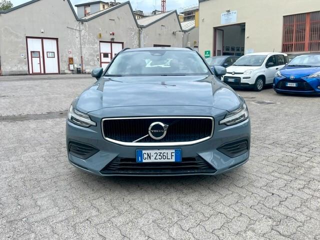 Volvo V60 B4 (d) automatico Plus Dark