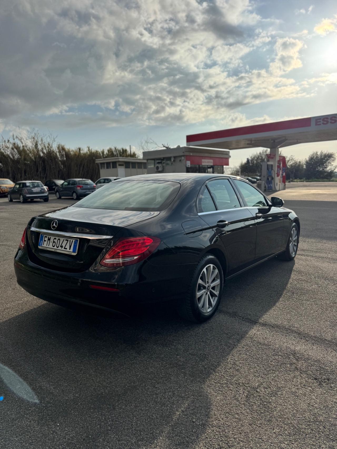 Mercedes-benz E 200 d Auto Business Sport