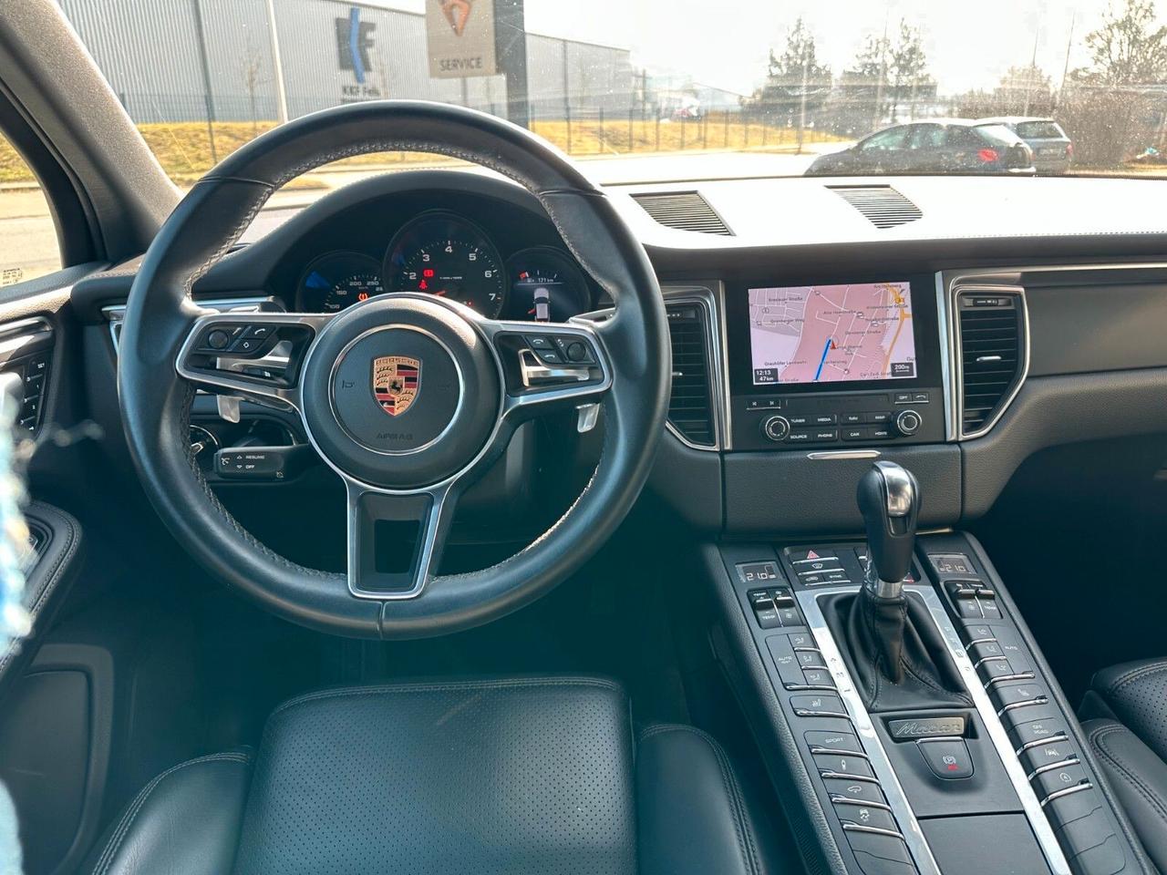 Porsche Macan 2.0 PDK, tetto panoramico, telecamera