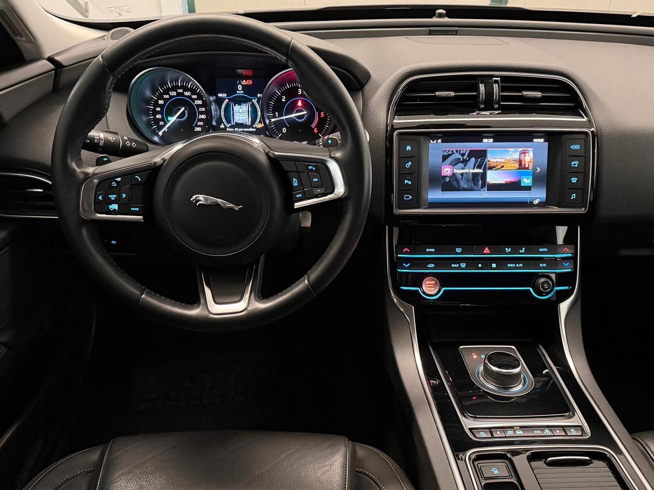 Jaguar XE 2.0 D 180 CV aut. Prestige